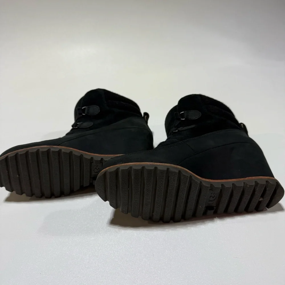 UGG kriston waterproof